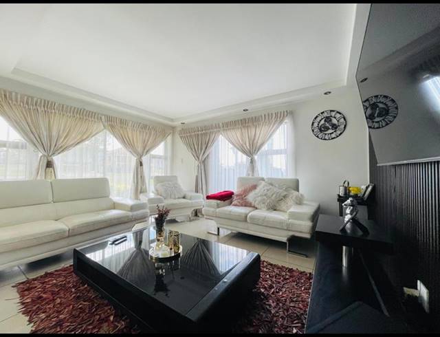 4 BEDROOM HOUSE FOR SALE IN BRAKPAN NORTH